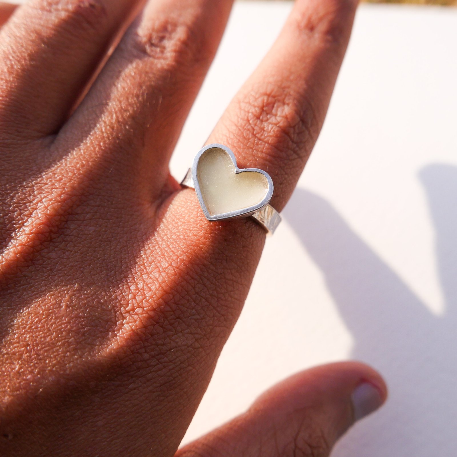 Glowing Heart Ring - Image 6
